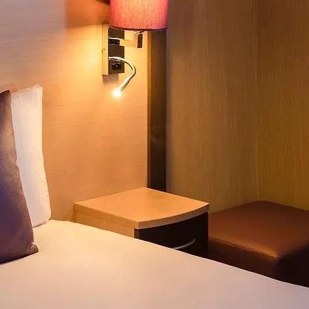 Hotel The Originals - Saint-martial, Centre 3*